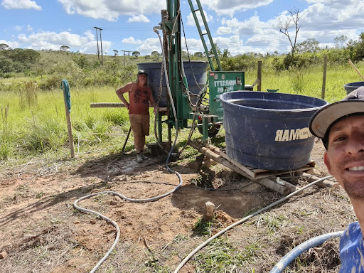 Equipamento de perfuração em campo
